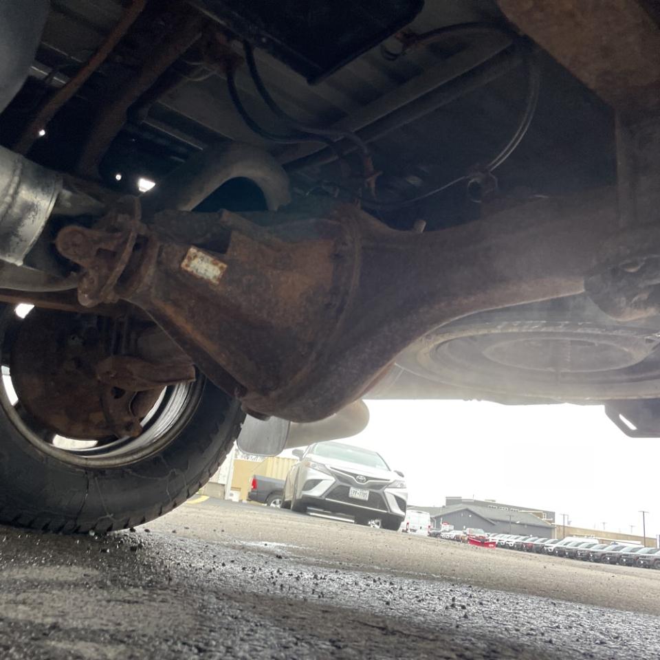 Toyota Tundra 4WD Truck Dbl 5.7L V8 6-Spd AT (Natl) 2008