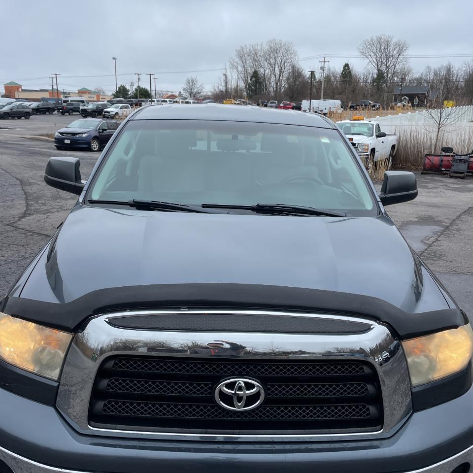 Toyota Tundra 4WD Truck Dbl 5.7L V8 6-Spd AT (Natl) 2008