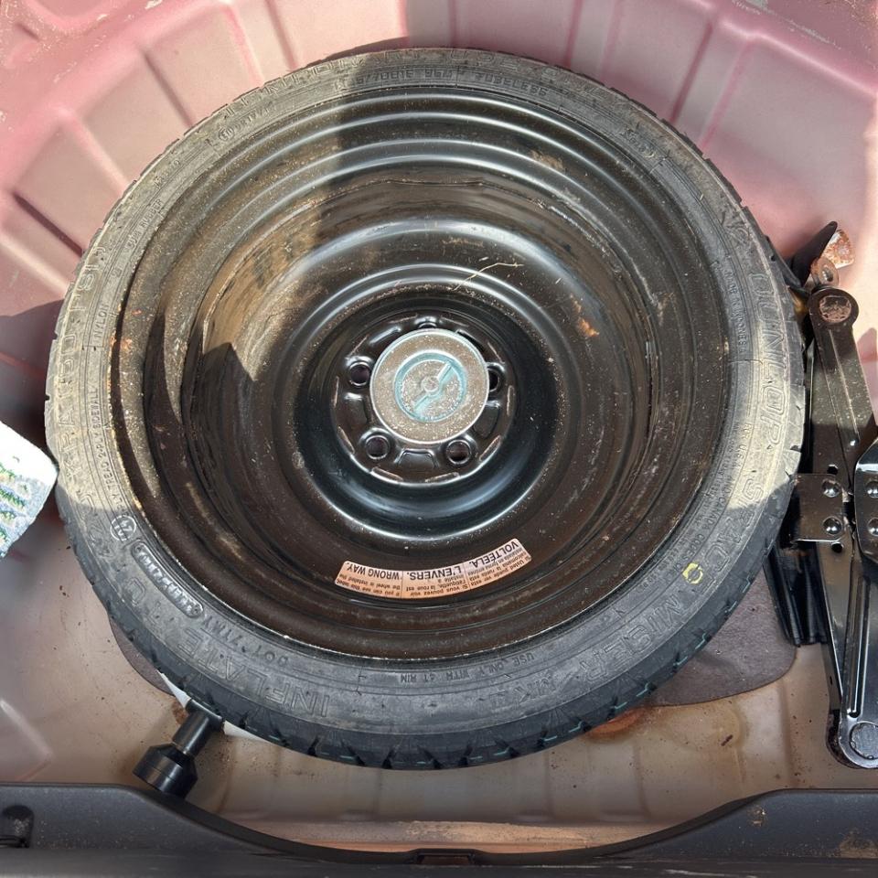 Mitsubishi Lancer 4dr Sdn ES Auto 2011