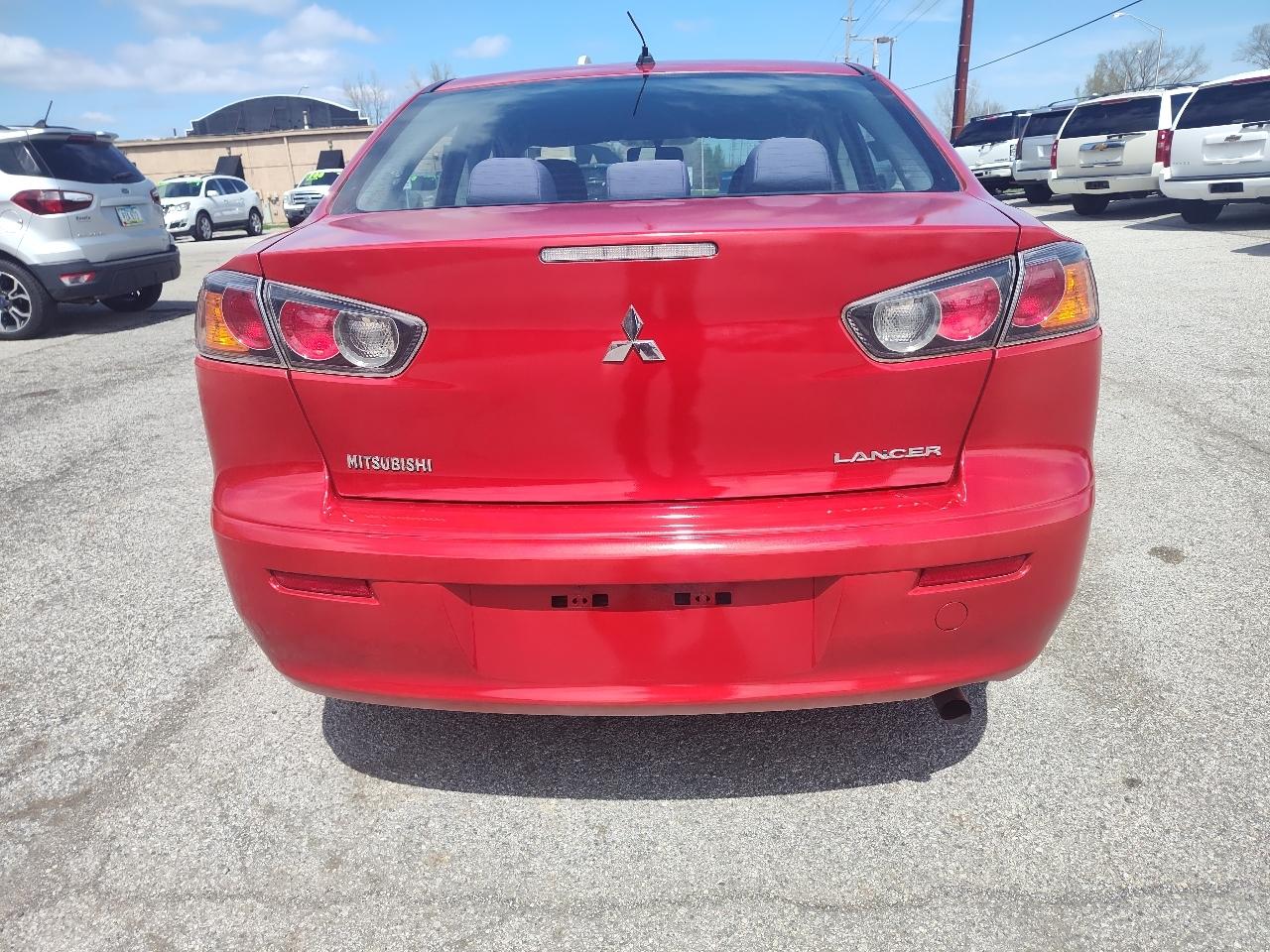 Mitsubishi Lancer 4dr Sdn ES Auto 2011