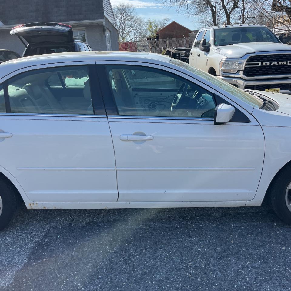 Ford Fusion 4dr Sdn V6 SEL 2006