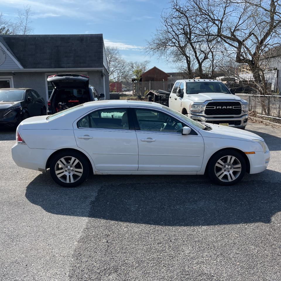 Ford Fusion 4dr Sdn V6 SEL 2006