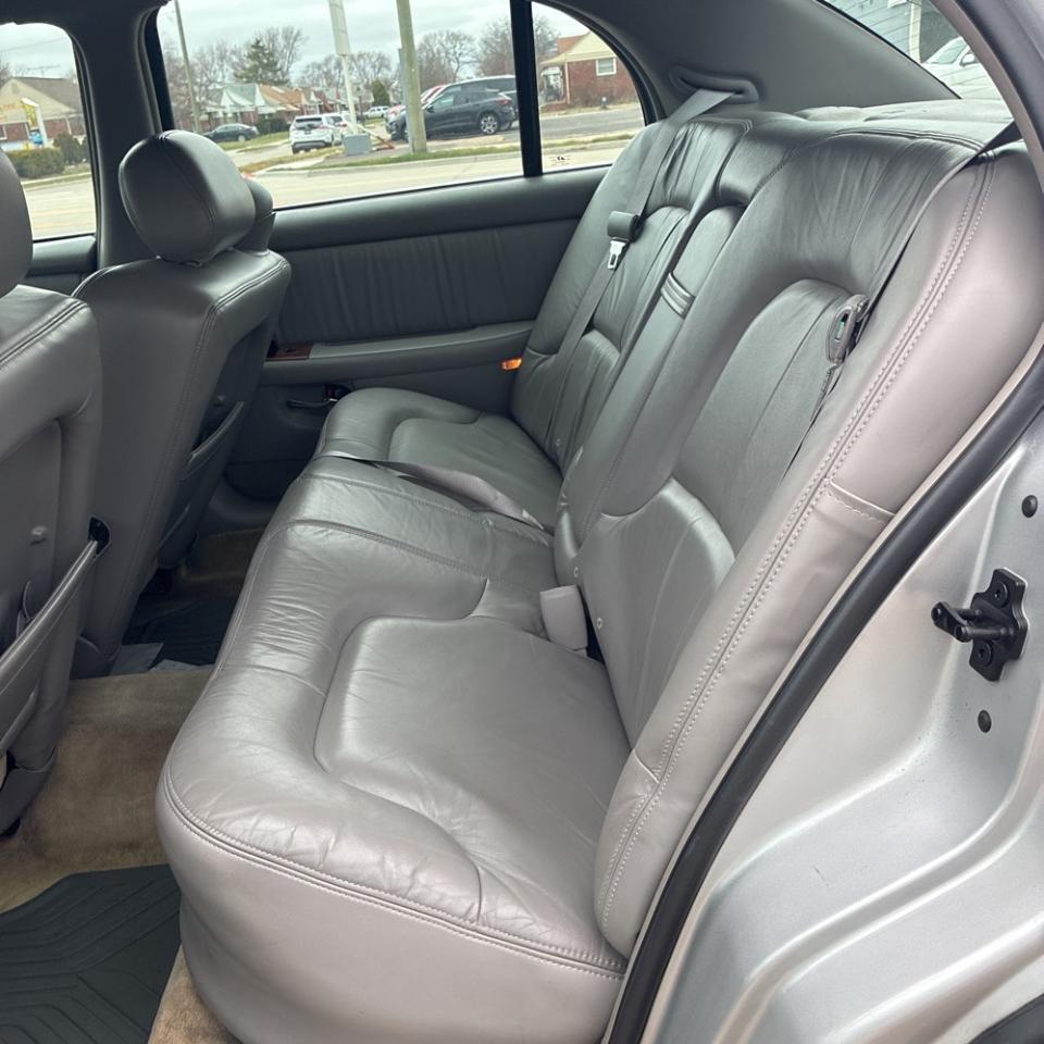 Buick Park Avenue 4dr Sdn 2003