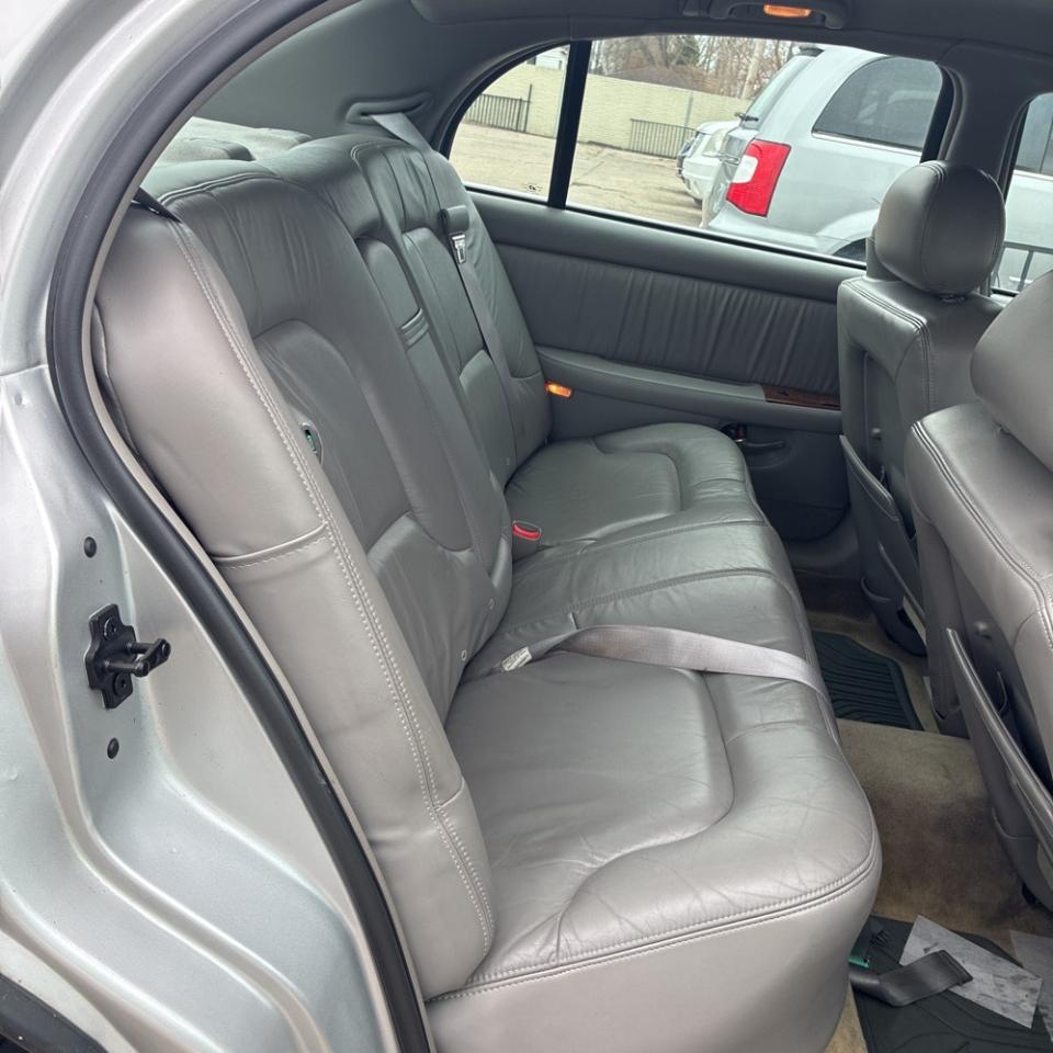 Buick Park Avenue 4dr Sdn 2003