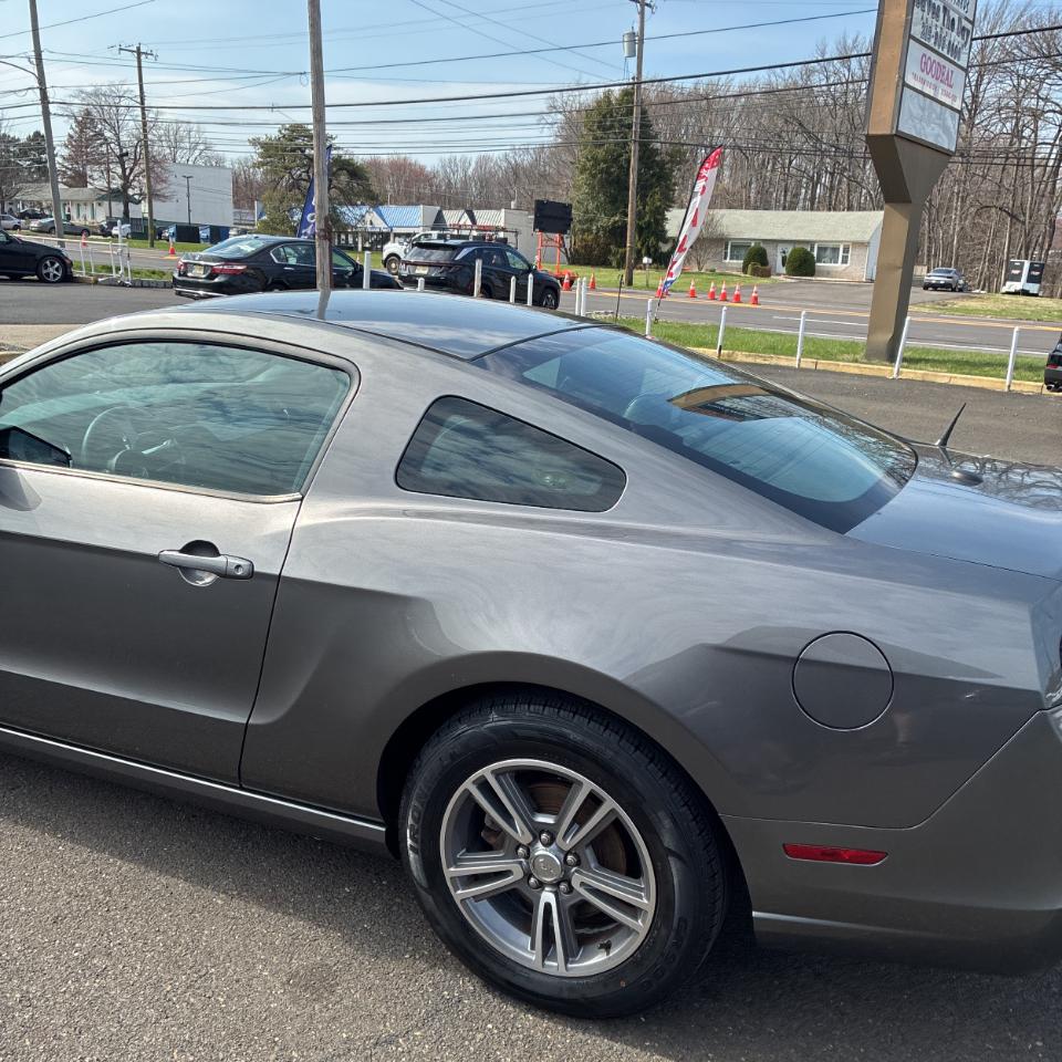 Ford Mustang 2dr Cpe V6 2013