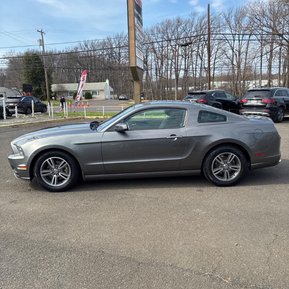 Ford Mustang 2dr Cpe V6 2013