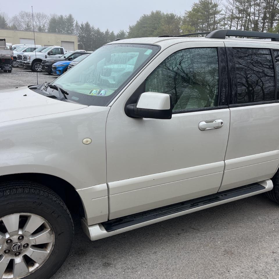 Mercury Mountaineer 4dr Luxury AWD 2006