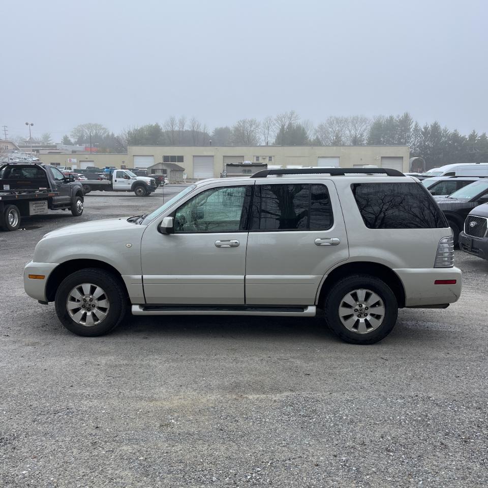 Mercury Mountaineer 4dr Luxury AWD 2006