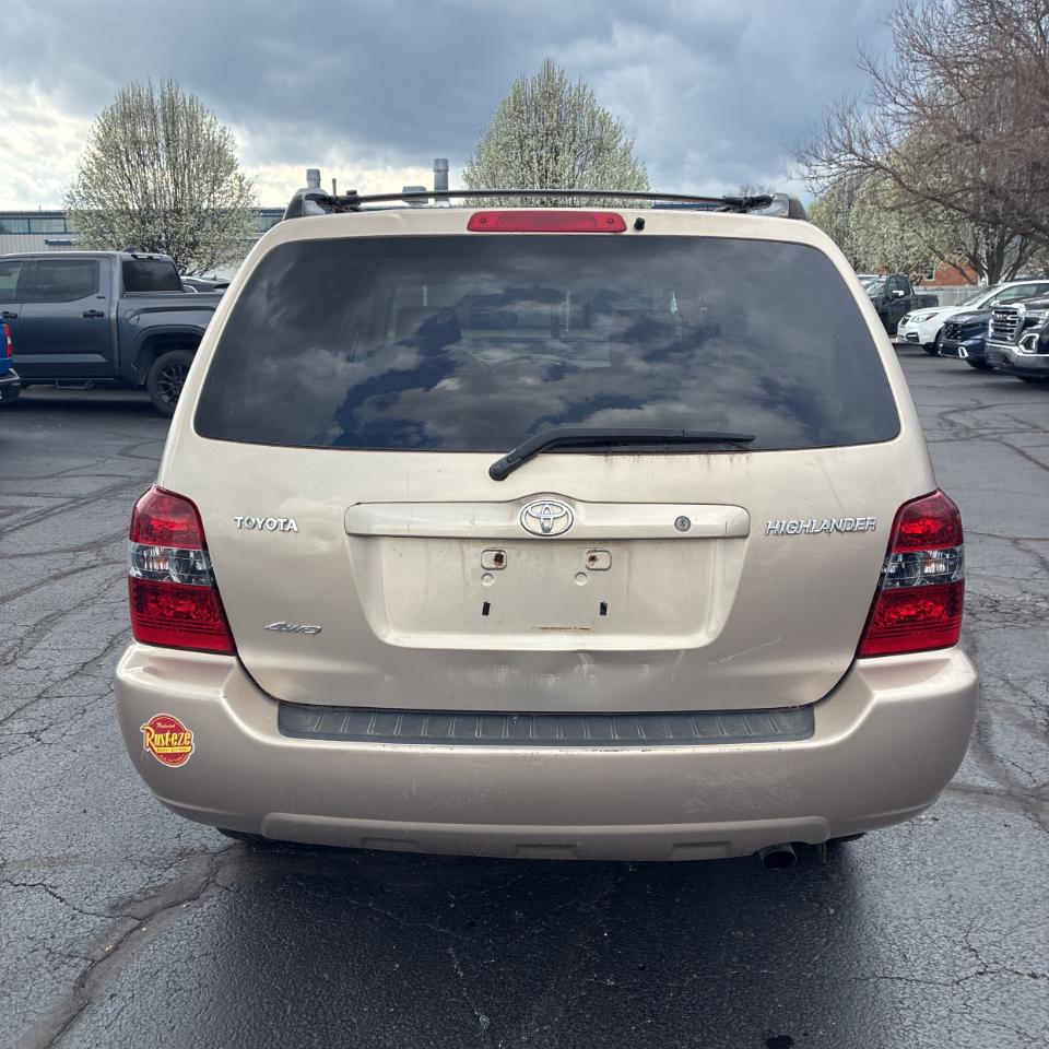 Toyota Highlander 4dr 4-Cyl 4WD (Natl) 2005