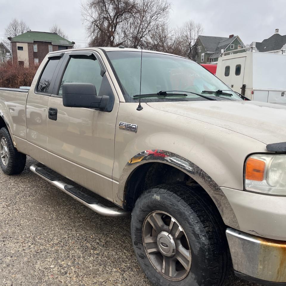 Ford F-150 4WD SuperCab 133" XLT 2008