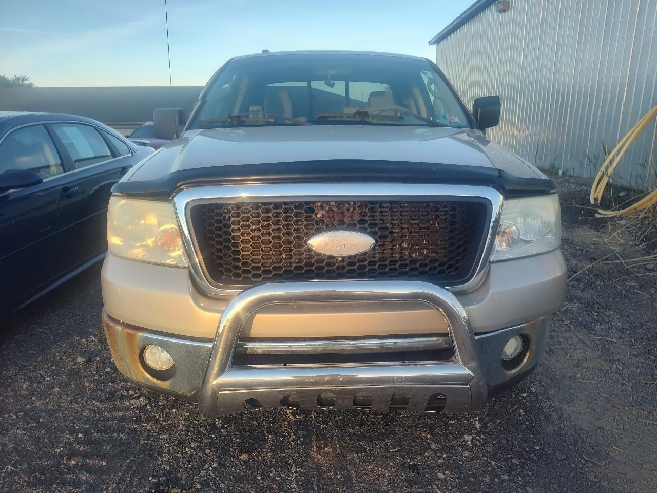 Ford F-150 4WD SuperCab 133" XLT 2008