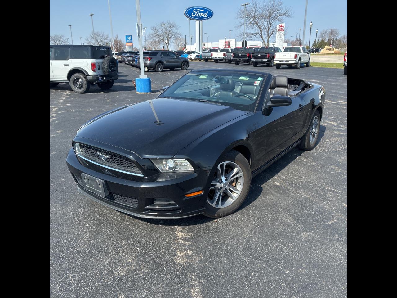 Ford Mustang 2dr Conv V6 2014