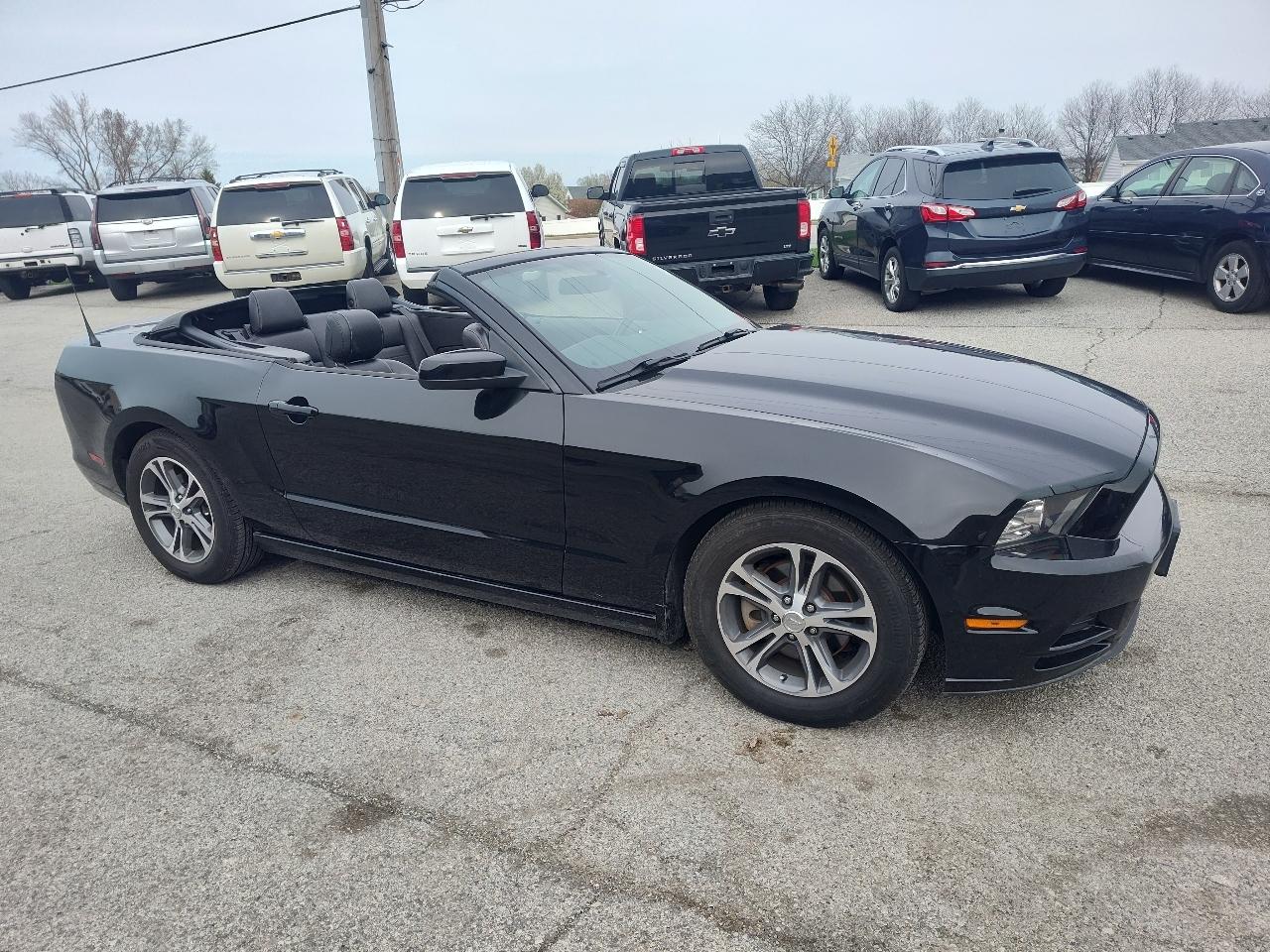 Ford Mustang 2dr Conv V6 2014