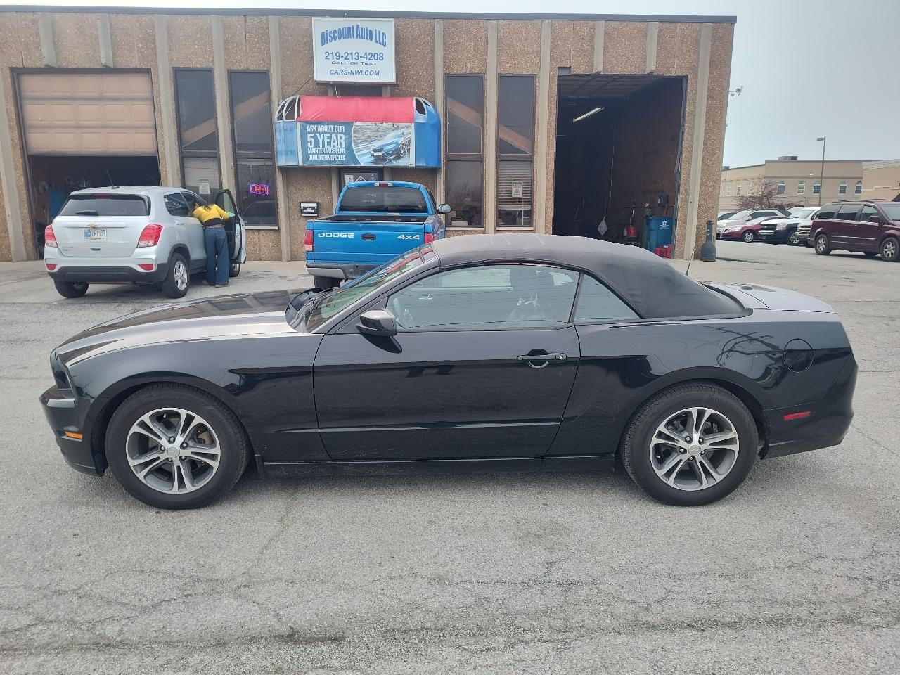 Ford Mustang 2dr Conv V6 2014
