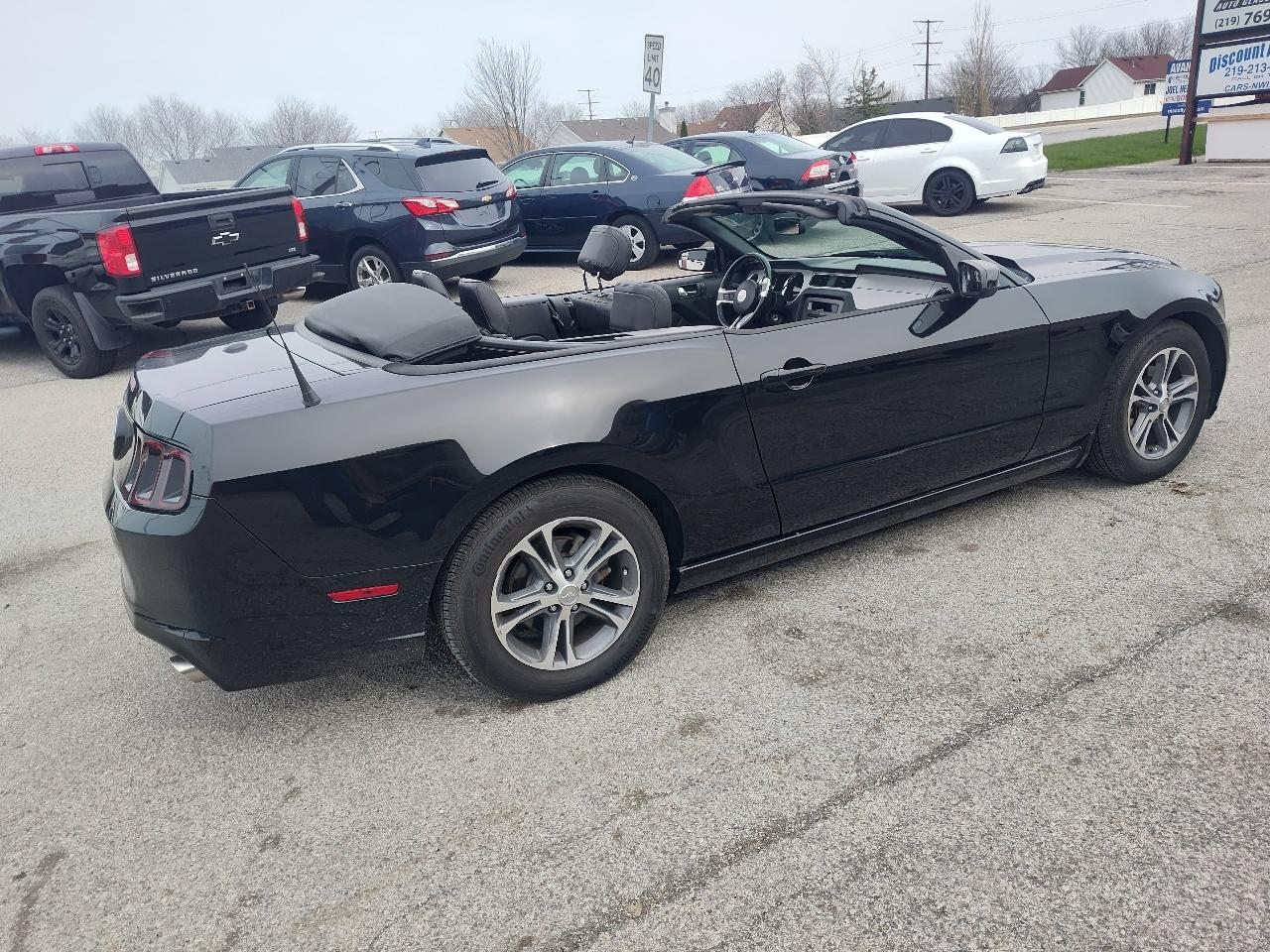 Ford Mustang 2dr Conv V6 2014