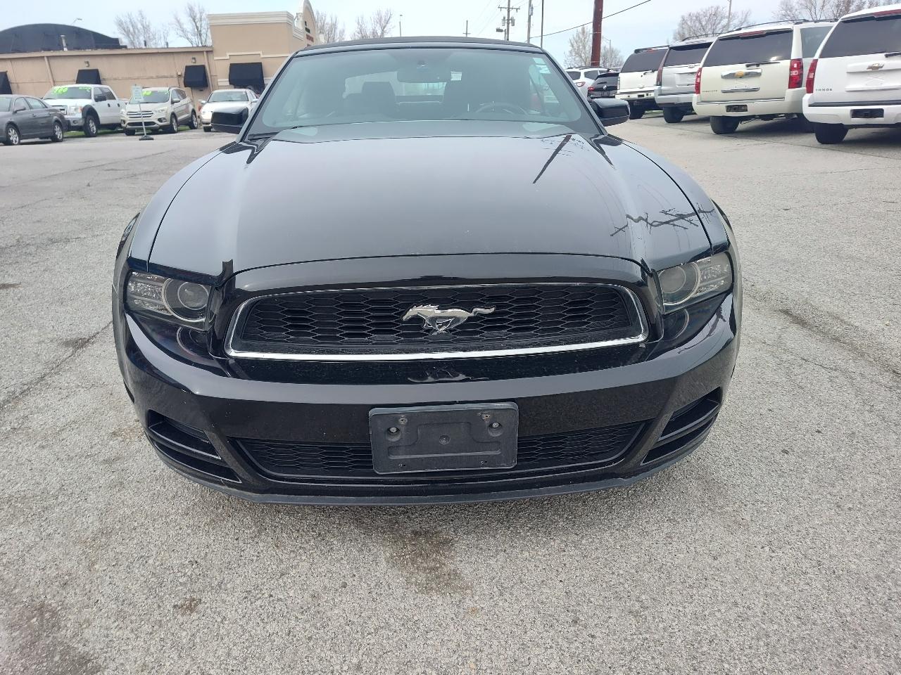 Ford Mustang 2dr Conv V6 2014