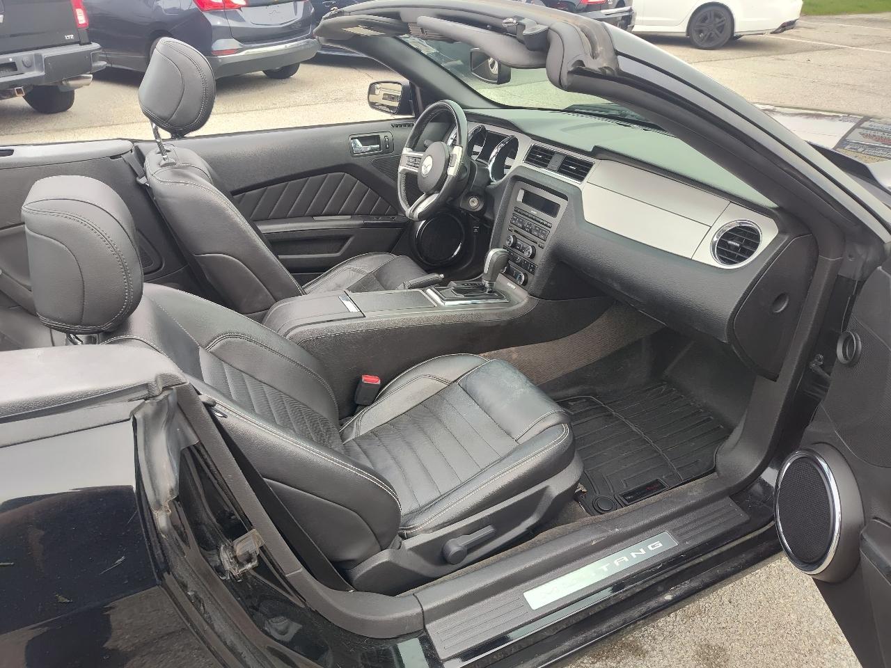 Ford Mustang 2dr Conv V6 2014