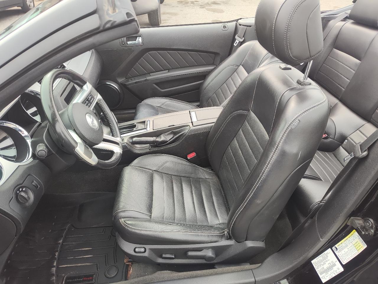 Ford Mustang 2dr Conv V6 2014