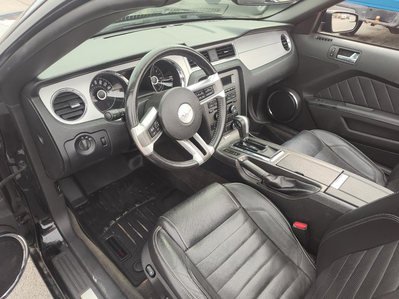 Ford Mustang 2dr Conv V6 2014