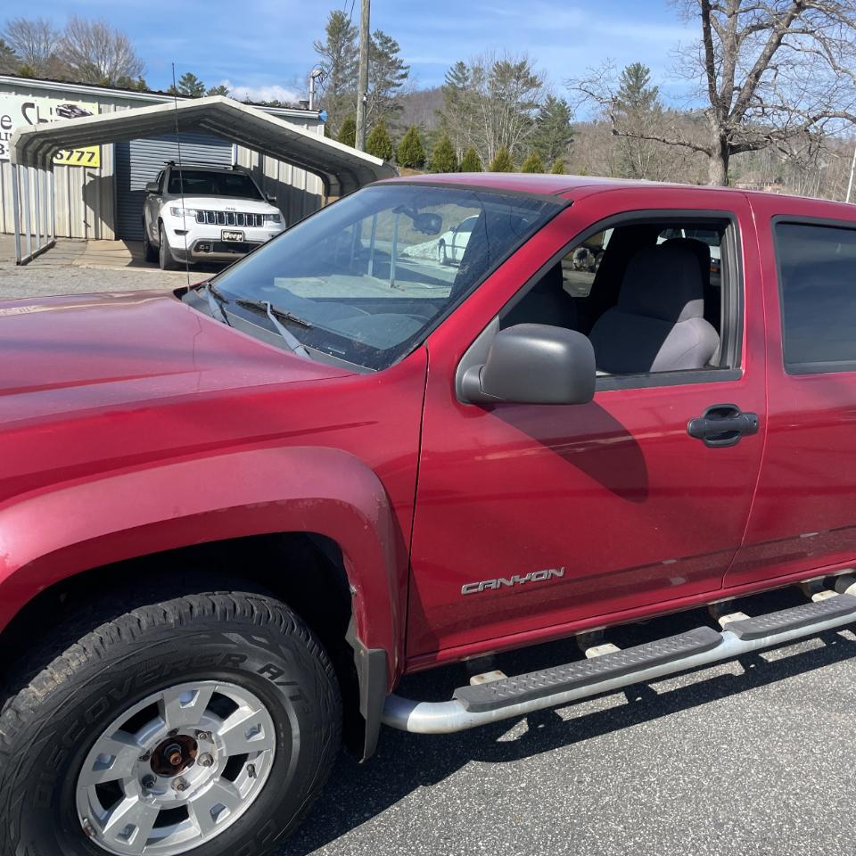GMC Canyon Crew Cab 126.0" WB 4WD 1SF SLE Z71 2005
