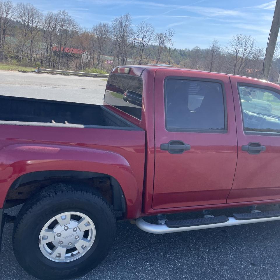 GMC Canyon Crew Cab 126.0" WB 4WD 1SF SLE Z71 2005