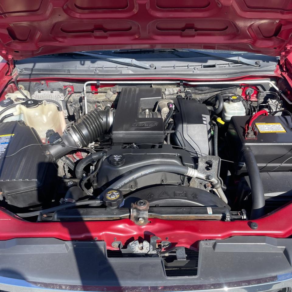 GMC Canyon Crew Cab 126.0" WB 4WD 1SF SLE Z71 2005