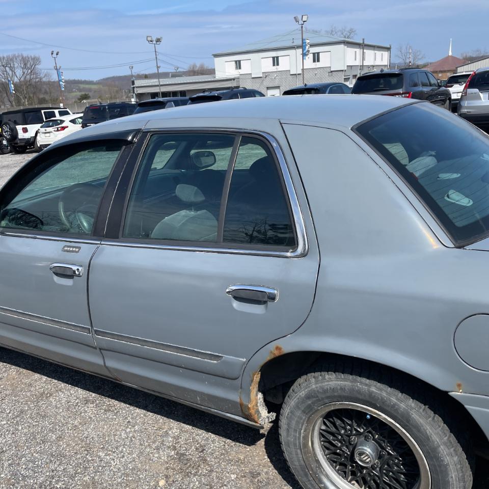 Mercury Grand Marquis 4dr Sdn GS 2000