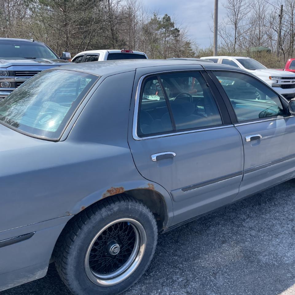 Mercury Grand Marquis 4dr Sdn GS 2000