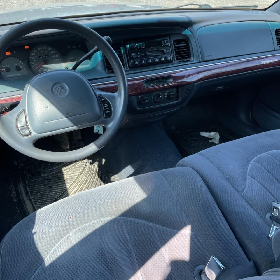 Mercury Grand Marquis 4dr Sdn GS 2000