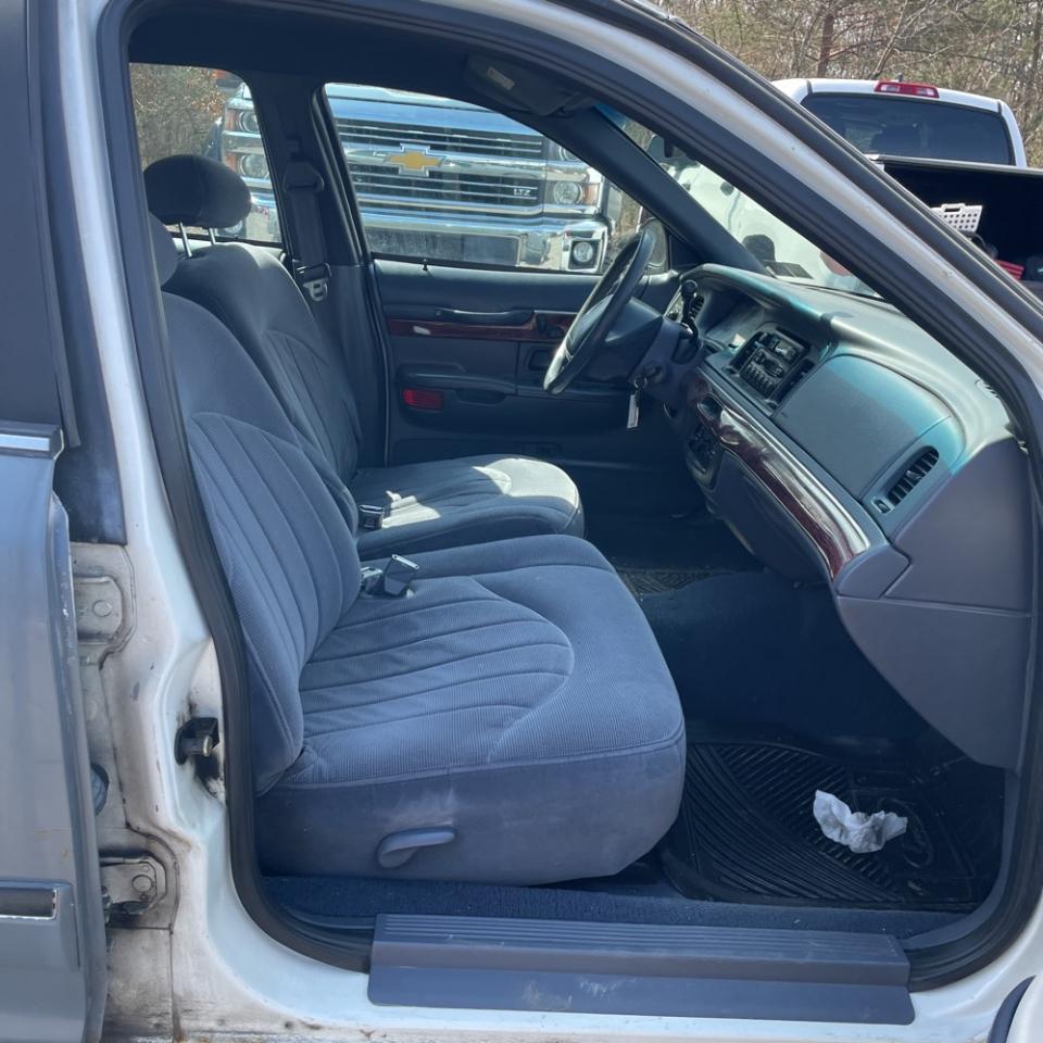 Mercury Grand Marquis 4dr Sdn GS 2000