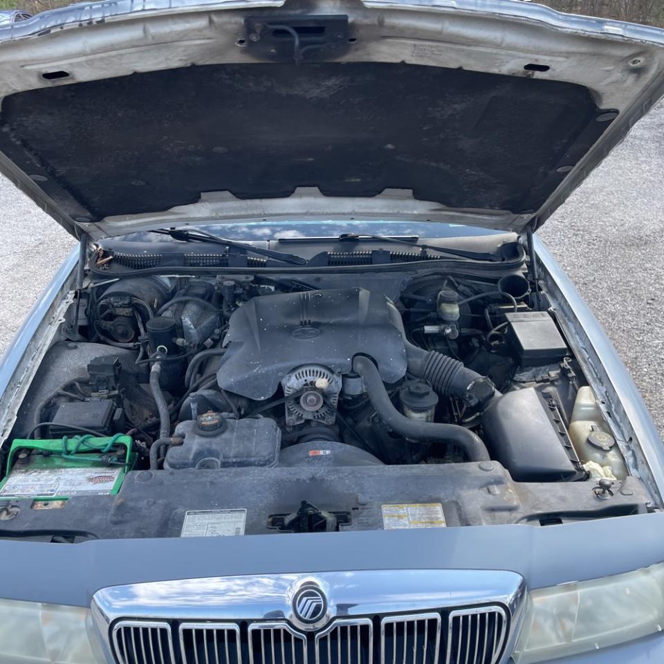 Mercury Grand Marquis 4dr Sdn GS 2000