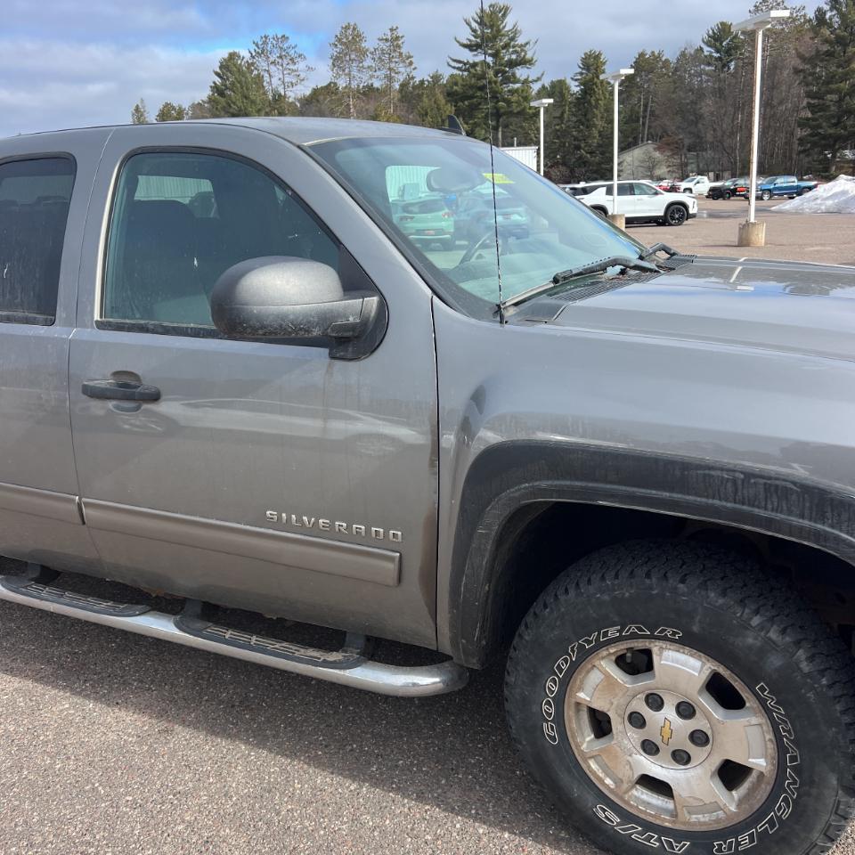 Chevrolet Silverado 1500 4WD Ext Cab 143.5" LT 2013