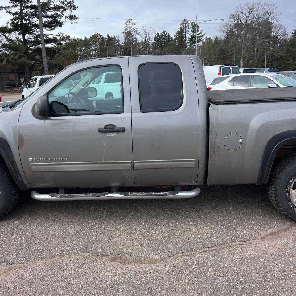 Chevrolet Silverado 1500 4WD Ext Cab 143.5" LT 2013