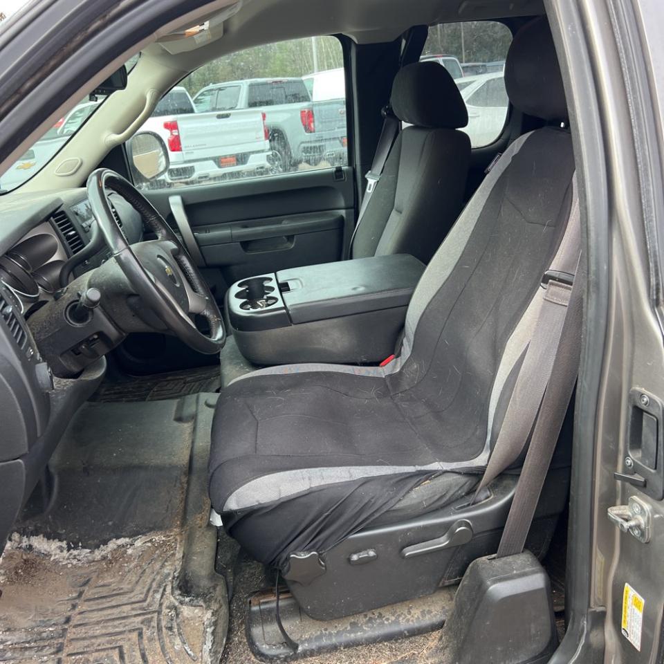 Chevrolet Silverado 1500 4WD Ext Cab 143.5" LT 2013