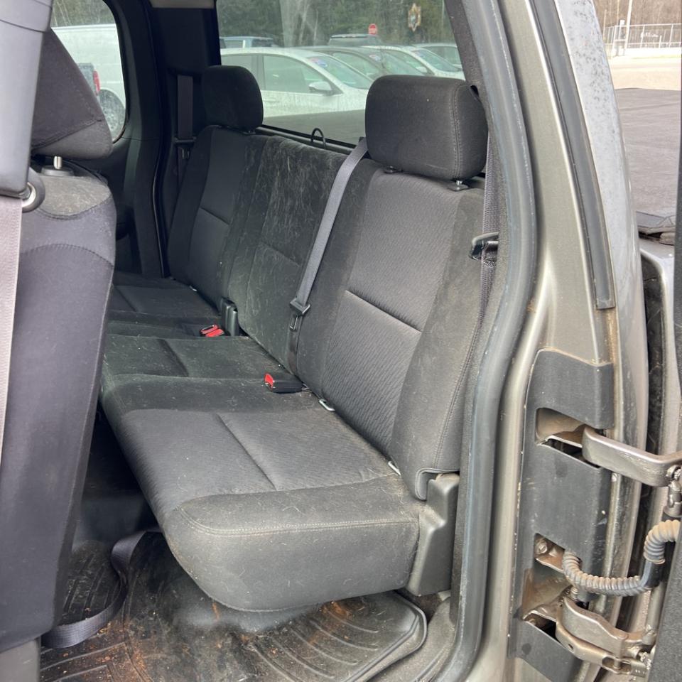 Chevrolet Silverado 1500 4WD Ext Cab 143.5" LT 2013