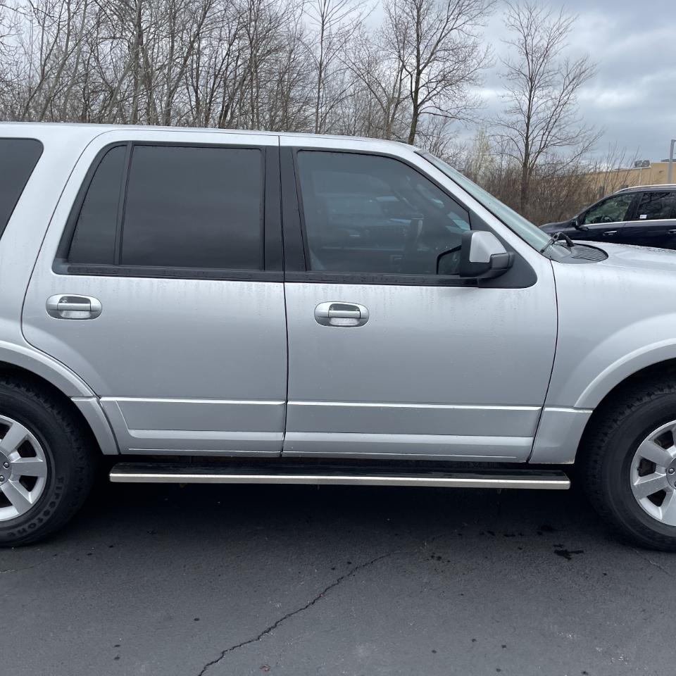 Ford Expedition 4WD 4dr Limited 2010