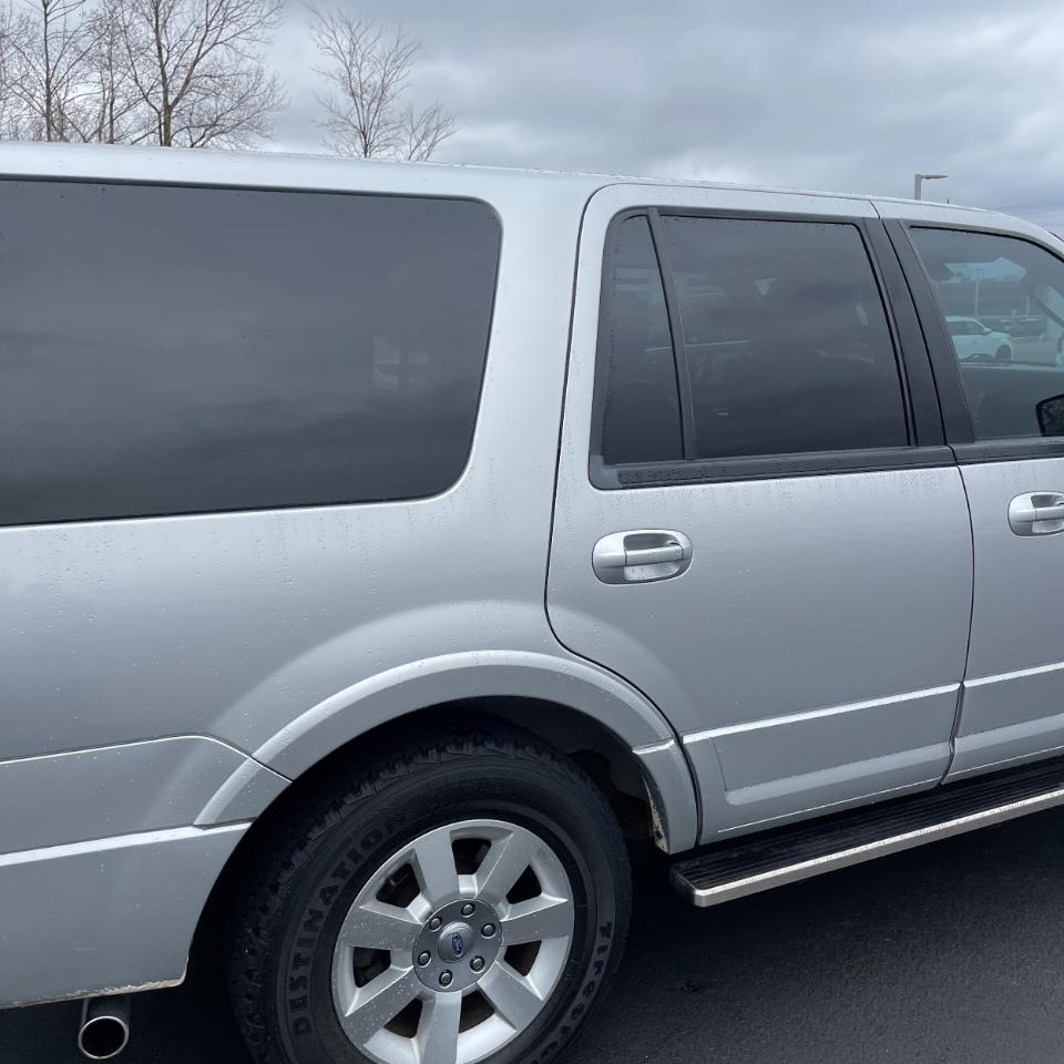 Ford Expedition 4WD 4dr Limited 2010