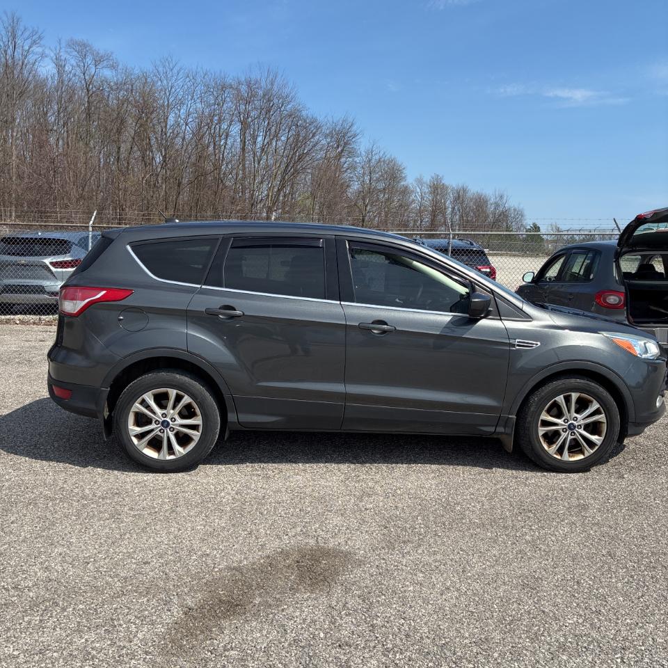 Ford Escape FWD 4dr SE 2015