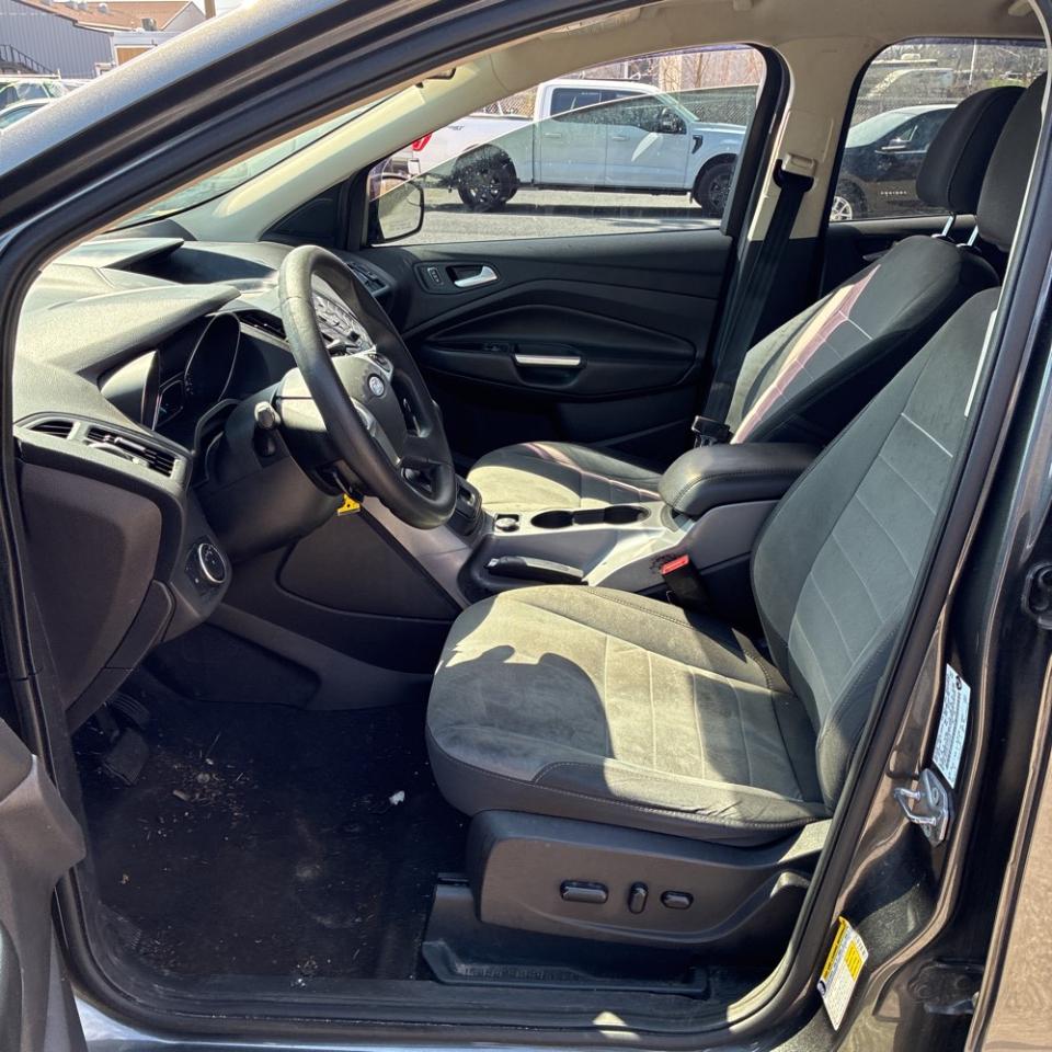 Ford Escape FWD 4dr SE 2015