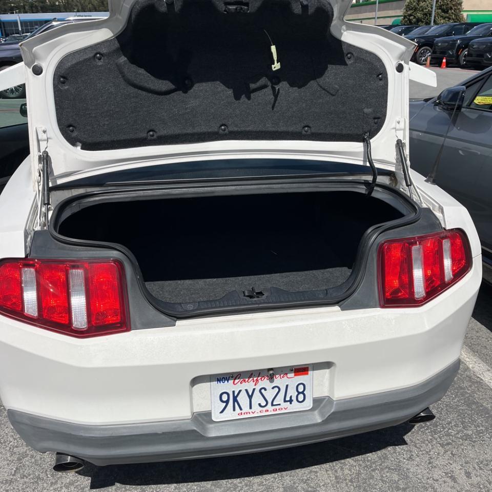 Ford Mustang 2dr Cpe V6 2011