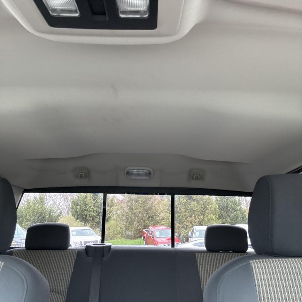 Dodge Ram 1500 4WD Quad Cab 140.5" SLT 2009