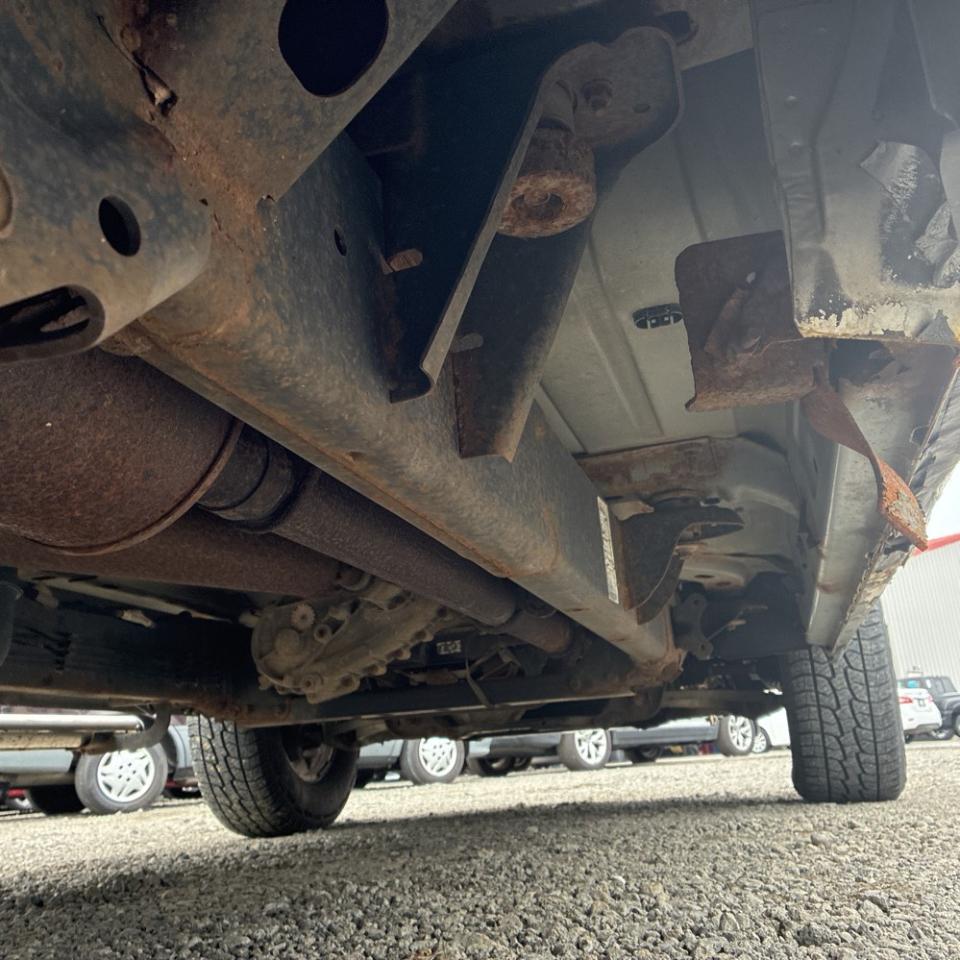 Dodge Ram 1500 4WD Quad Cab 140.5" SLT 2009