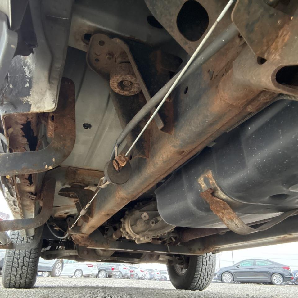 Dodge Ram 1500 4WD Quad Cab 140.5" SLT 2009