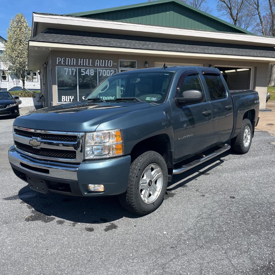 Chevrolet Silverado 1500 4WD Crew Cab 143.5" LT 2011
