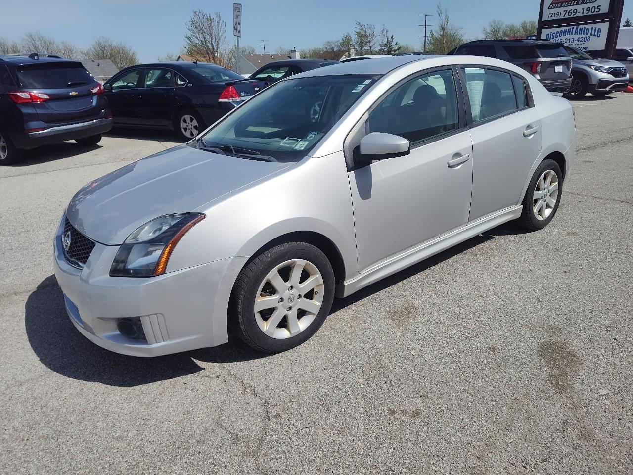 Nissan Sentra 4dr Sdn I4 CVT 2.0 SR 2011