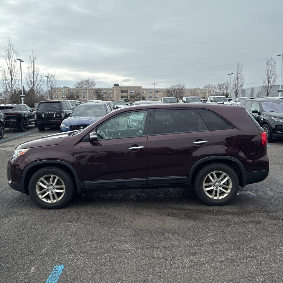 Kia Sorento 2WD 4dr I4 LX 2014