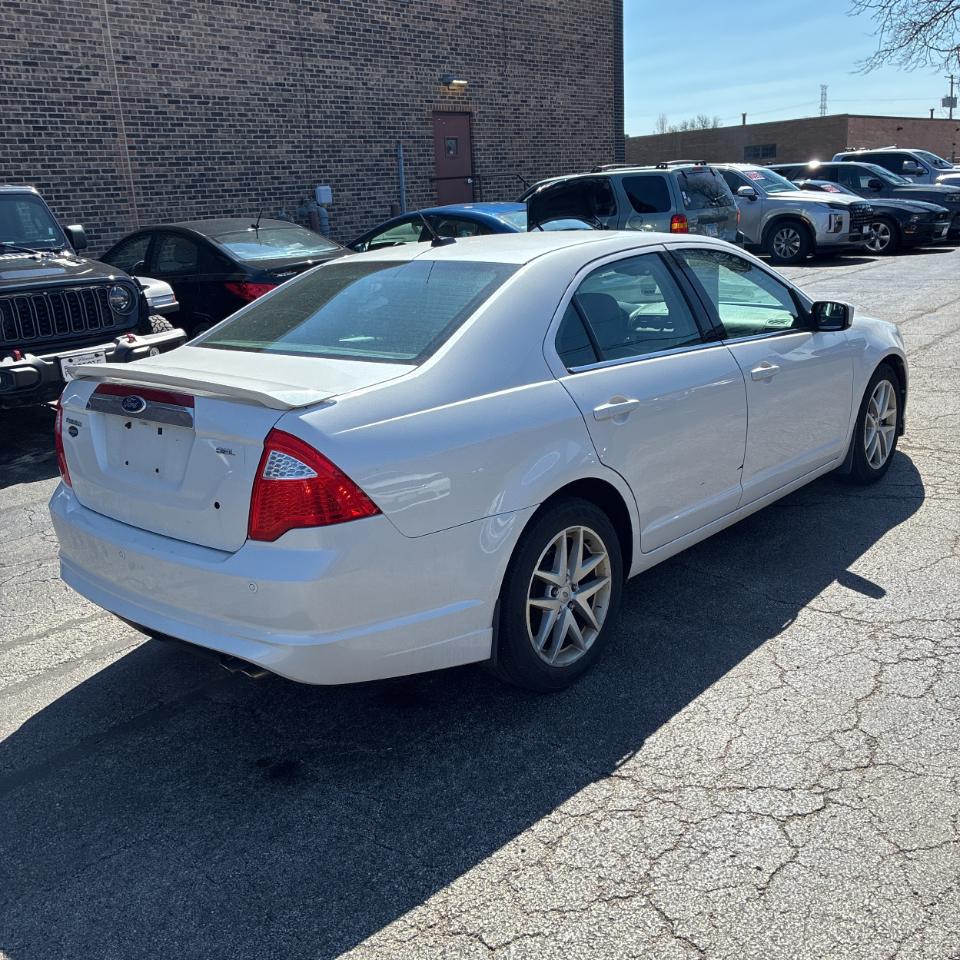 Ford Fusion 4dr Sdn SEL FWD 2011