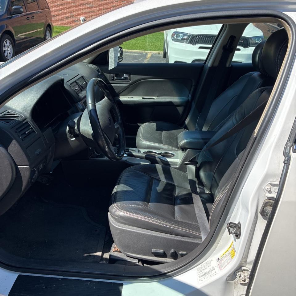 Ford Fusion 4dr Sdn SEL FWD 2011