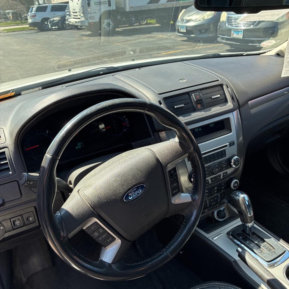 Ford Fusion 4dr Sdn SEL FWD 2011