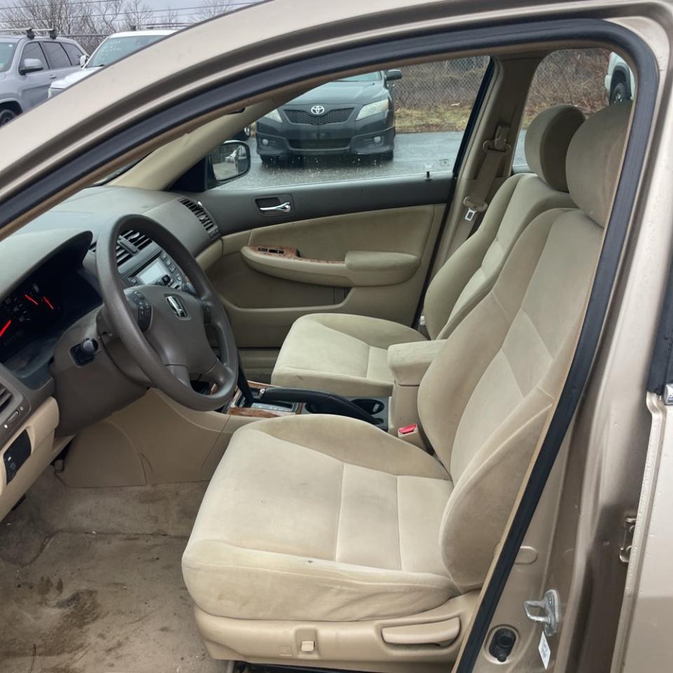 Honda Accord Sdn EX AT 2005